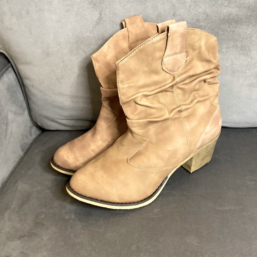Body Central slouchy boots